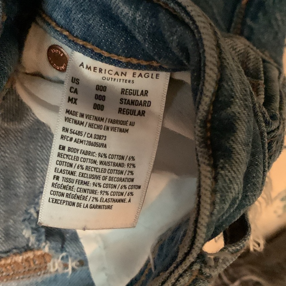 AE Mom Jeans bundle - Picture 4 of 6